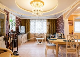 Продается 4-комнатная квартира, 118.6 м2, Москва, улица Островитянова, 5, метро Коньково