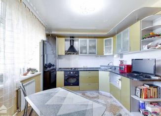 3-комнатная квартира на продажу, 101 м2, Хабаровский край, улица Запарина, 147