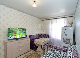 Продам 3-комнатную квартиру, 60 м2, Омская область, Хлебная улица, 2