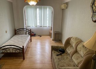 Сдаю однокомнатную квартиру, 36 м2, Дагестан, улица Зои Космодемьянской, 48А