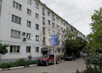 Продается двухкомнатная квартира, 47 м2, Краснодарский край, улица Грибоедова, 52