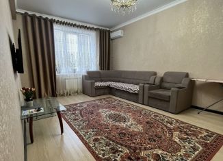 Сдаю 1-комнатную квартиру, 48 м2, Дагестан, улица Кобякова, 24
