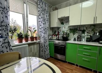 Продам двухкомнатную квартиру, 48 м2, Нижнекамск, проспект Химиков, 25