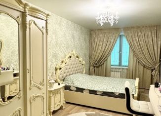 Продается 3-комнатная квартира, 82 м2, Татарстан, проспект Чулман, 10Б