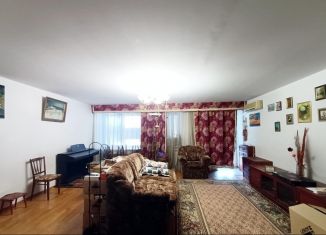 Продам 4-комнатную квартиру, 113 м2, Самарская область, Самарская улица, 70
