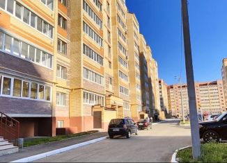 Продам 1-ком. квартиру, 36 м2, Йошкар-Ола, улица Марка Евтюхина, 8, микрорайон Дружный