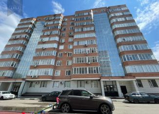 Продам 3-комнатную квартиру, 100 м2, Чечня, проспект Ахмат-Хаджи Абдулхамидовича Кадырова, 201Г