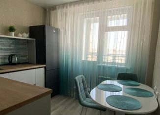 Сдается в аренду 2-ком. квартира, 60 м2, Ачинск, улица Мира, 6