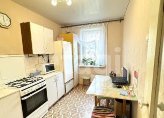 Продается 2-комнатная квартира, 52 м2, Тула, улица Степанова, 35
