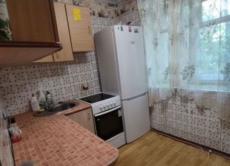Сдача в аренду 2-комнатной квартиры, 44 м2, Тюменская область, Карская улица, 23