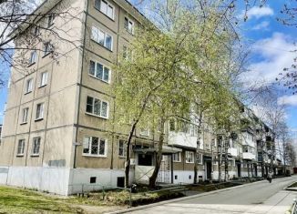 Продажа трехкомнатной квартиры, 61 м2, Краснотурьинск, улица Карпинского, 67