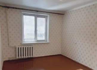 Продаю трехкомнатную квартиру, 60 м2, Оренбургская область, проспект Гагарина, 58