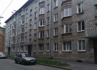 Продается 2-комнатная квартира, 40.7 м2, Кронштадт, улица Гусева, 12