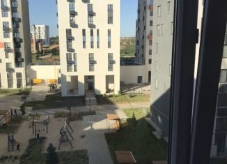 Аренда однокомнатной квартиры, 40 м2, Крым, проспект Александра Суворова, 15к4