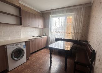 Сдам в аренду 1-комнатную квартиру, 40 м2, Нальчик, улица Тарчокова, 56