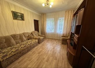 2-комнатная квартира в аренду, 46 м2, Ейск, улица Советов, 98