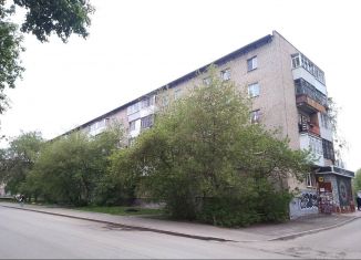 3-комнатная квартира на продажу, 59 м2, Екатеринбург, улица Азина, 21