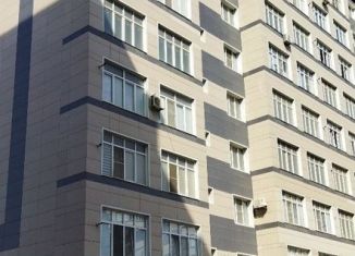 Продаю двухкомнатную квартиру, 63 м2, Каспийск, Молодёжная улица, 2