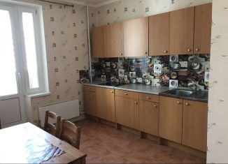 Продам трехкомнатную квартиру, 67 м2, Ростовская область, Гарнизонный переулок, 3