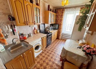 Продаю 3-ком. квартиру, 62.8 м2, Кольчугино, Московская улица, 58