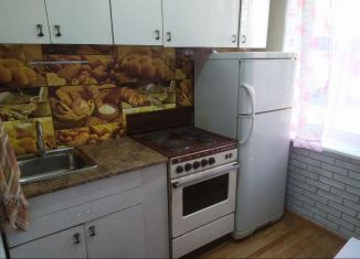 Аренда двухкомнатной квартиры, 47 м2, Абакан, Торговая улица