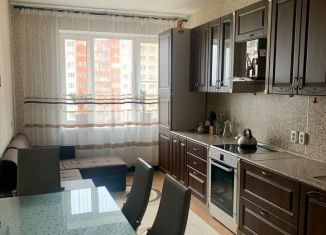 Сдается в аренду 2-ком. квартира, 59.6 м2, Мурино, улица Шоссе в Лаврики, 83