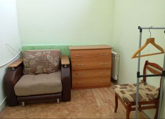 Сдается однокомнатная квартира, 11.5 м2, Курган, улица Карельцева