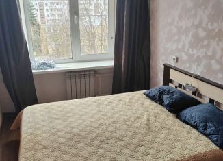 Сдам в аренду 2-ком. квартиру, 42 м2, Кингисепп, проспект Карла Маркса, 7/1