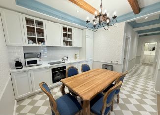 Продаю 4-комнатную квартиру, 100 м2, Сочи, Политехническая улица, 62/1, микрорайон Новый Сочи