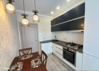 Продаю 1-ком. квартиру, 34 м2, Светлогорск, Тихая улица, 8