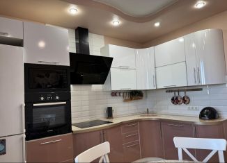 Сдаю в аренду двухкомнатную квартиру, 74 м2, поселок Знамя Октября, посёлок Знамя Октября, 50