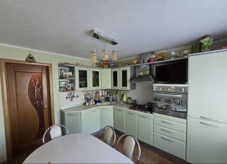 Продается двухкомнатная квартира, 58.9 м2, Туймазы, улица Чапаева, 63