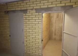 Продается машиноместо, 10 м2, Чебоксары, улица Академика РАН Х.М. Миначева, 17