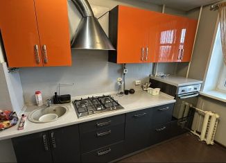 Сдам 2-ком. квартиру, 54 м2, Чехов, улица Чехова, 81Б