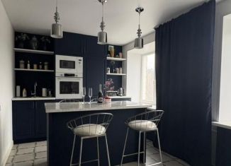 Продажа 3-комнатной квартиры, 60 м2, Дивногорск, улица Гидростроителей, 22