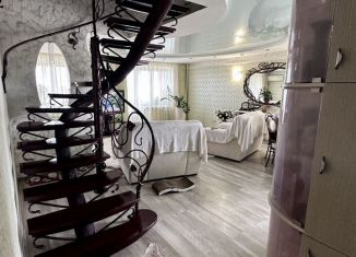 Продажа трехкомнатной квартиры, 108.6 м2, Чайковский, улица Декабристов, 5/4