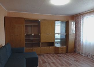 Сдаю в аренду двухкомнатную квартиру, 51.3 м2, Сызрань, улица Урицкого, 10