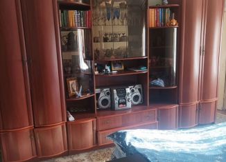 Продается 5-комнатная квартира, 62 м2, Новомосковск, Шахтёрская улица, 18