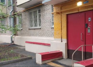 Продам 3-ком. квартиру, 52 м2, Москва, САО, Дмитровское шоссе, 17к1
