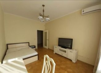 Сдается в аренду 3-ком. квартира, 120 м2, Москва, переулок Сивцев Вражек, 20, метро Кропоткинская