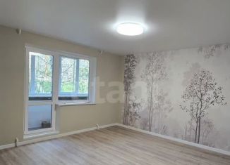 Продается 2-комнатная квартира, 50.6 м2, Челябинская область, улица Вернадского, 12