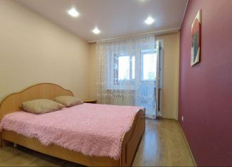 Сдается в аренду двухкомнатная квартира, 60 м2, Тюмень, улица Андрея Бушуева, 6