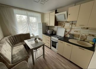 3-ком. квартира в аренду, 62 м2, Кириши, улица Строителей, 2