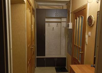 Сдается 1-ком. квартира, 30.7 м2, Санкт-Петербург, Замшина улица, 72, Калининский район