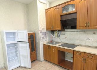 Сдам 2-ком. квартиру, 62 м2, Щербинка, Спортивная улица, 17