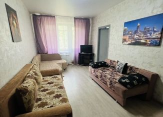 Сдам 3-ком. квартиру, 48 м2, Тульская область, улица Смидович, 20А