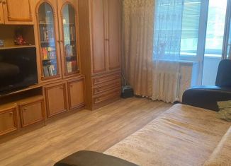 2-ком. квартира в аренду, 55 м2, Череповец, улица Партизана Окинина, 12