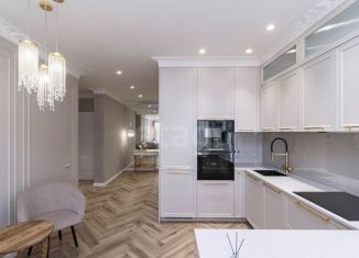 Продажа 2-ком. квартиры, 77.3 м2, Тюмень, улица Николая Машарова, 2, ЖК Машаров