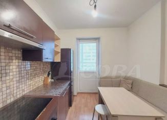 Продаю однокомнатную квартиру, 36.4 м2, Тюмень, улица Бакинских Комиссаров, 3к1, ЖК Жуков