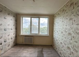 Продаю 3-комнатную квартиру, 59.8 м2, Выборг, Большая Каменная улица, 9